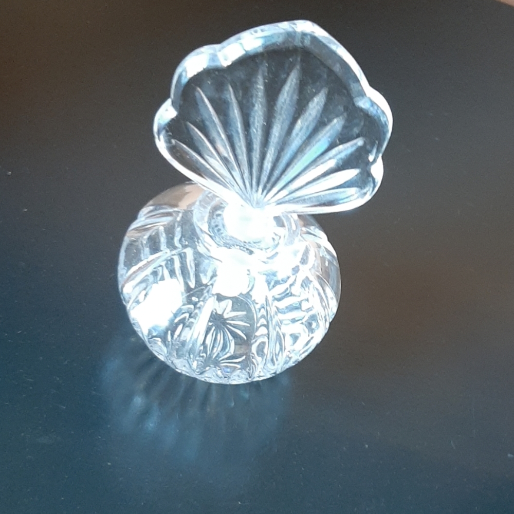 Oval Glass Perfume Bottle with Stopper